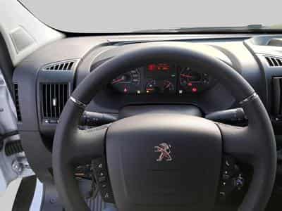 Peugeot Boxer Plateau DC 435 L4 (2024) - Foto 14