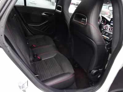 Mercedes CLA 200 Shooting Brake AMG-LINE (2019) - Photo 7