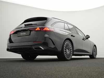 Mercedes E 220 d T-Modell (2024) - Photo 11