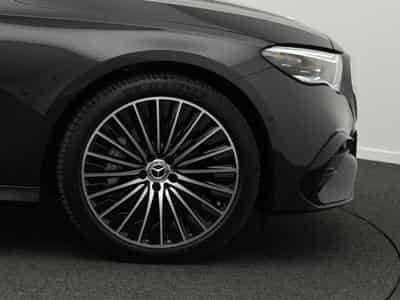 Mercedes E 220 d T-Modell (2024) - Photo 8