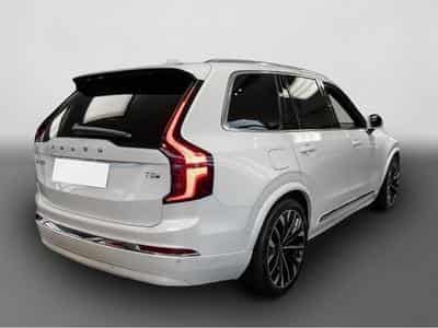 Volvo XC90 (2024) - Photo 2