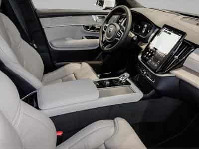 Volvo XC90 (2024) - Photo 3