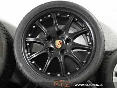 Jantes alu + Pneus é 18" 265/35 R18 (2026) - Foto 1