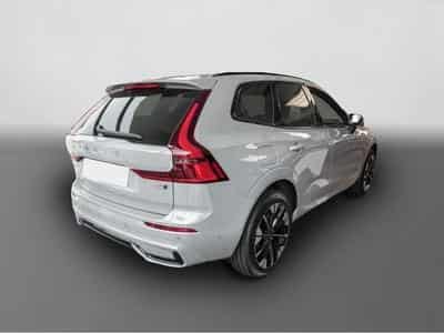 Volvo XC60 (2025) - Photo 2