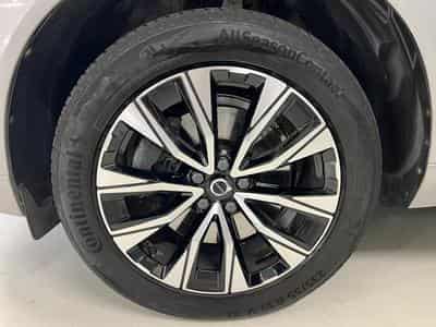 Volvo XC60 Plus Dark (2022) - Photo 3