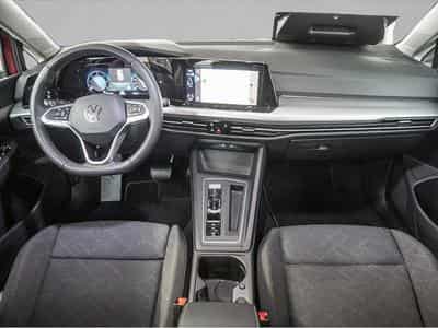 VW Golf (2024) - Photo 5