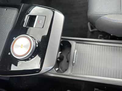 MG MG4 STANDARD (2023) - Photo 9