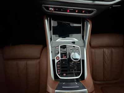 BMW X6 xDrive40d Sportpaket Gestiksteuerung HK HiFi (2025) - Foto 9