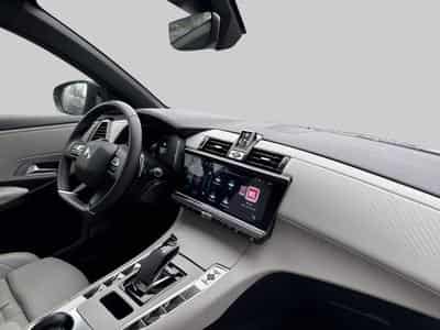 DS Automobiles DS7 E-Tense Opera 300 (2023) - Foto 9