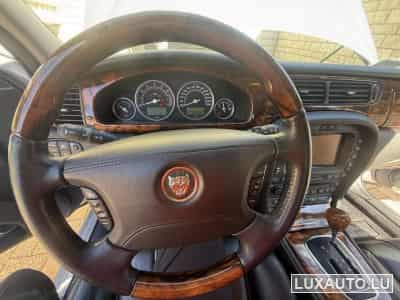 Jaguar S-Type EXECUTIVE (2005) - Photo 9