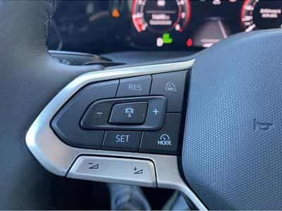 VW Golf (2025) - Foto 9