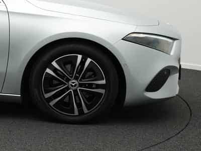 Mercedes A 180 d Progressive LED+SHZ+Kamera+MBUX (2024) - Photo 8