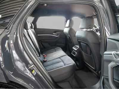 Audi Q8 (2024) - Foto 4