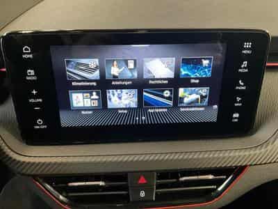 Skoda Kamiq Monte-Carlo+DSG+Navi+RearView (2024) - Photo 15