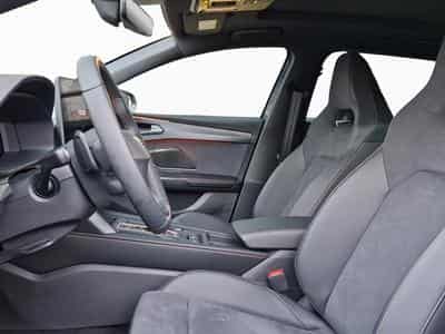 Cupra Leon Sportstourer (2025) - Photo 10