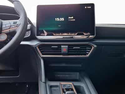 Cupra Leon Sportstourer (2025) - Photo 13