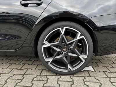 Cupra Leon (2025) - Photo 5