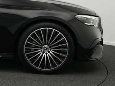 Mercedes E 300 e T-Modell (2023) - Photo 8