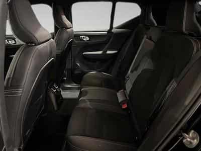 Volvo XC40 1.5 T5 Plus Dark PHEV 262 PS (2023) - Photo 8