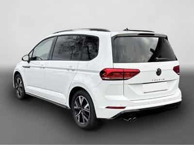 VW Touran (2024) - Photo 2