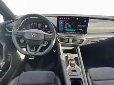 Cupra Leon VZ eHybrid (2025) - Photo 2