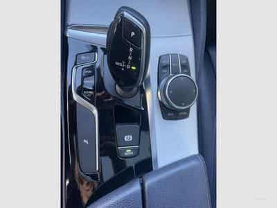 BMW 525 LUXURY-LINE (2017) - Photo 8