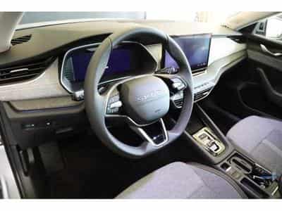 Skoda Octavia Selection (2025) - Photo 14