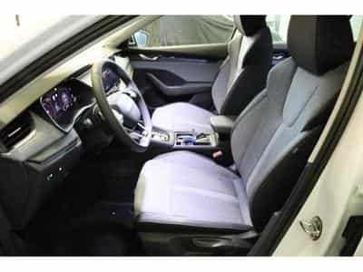 Skoda Octavia Selection (2025) - Photo 12