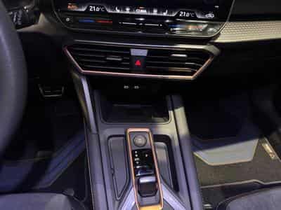 Cupra Leon Sportstourer (2025) - Photo 13