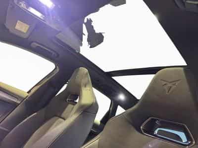 Cupra Leon Sportstourer (2025) - Photo 14