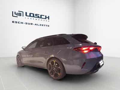 Cupra Leon Sportstourer (2025) - Photo 3