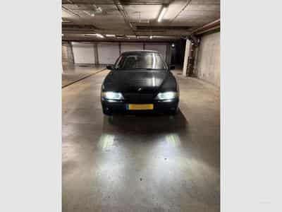 BMW 523 i Pack M Performance (1996) - Foto 1