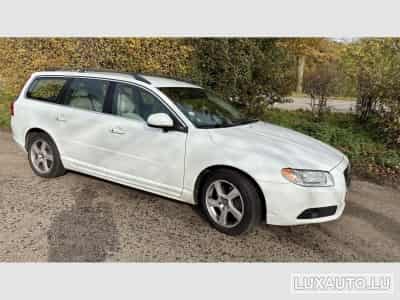 Volvo V70 2.0 D3 5-cylinder diesel, 136hp, 6-speed manual– Full Option (2013) - Photo 1