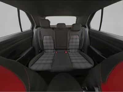 VW Golf (2026) - Photo 5