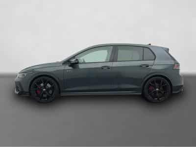 VW Golf (2026) - Photo 2