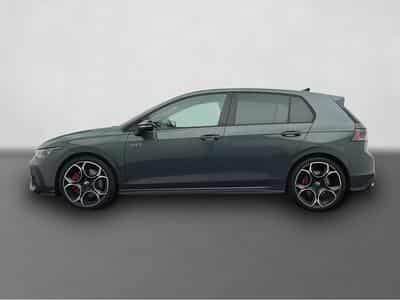 VW Golf (2026) - Photo 2