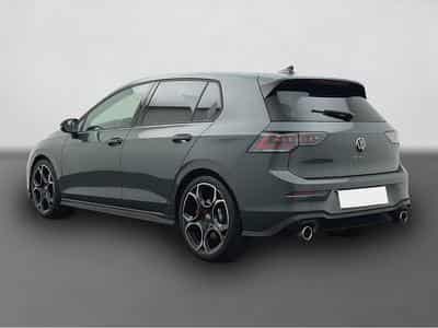 VW Golf (2026) - Photo 3