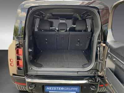 Land-Rover Defender D300 110 X-Dynamic HSE +22 ZOLL +MATT +AHK +BLACK PACK (2025) - Photo 11