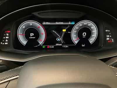 Audi Q8 50TDI+Quattro+Tiptronic+S-Line (2023) - Photo 11