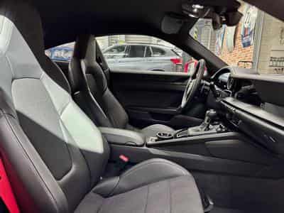 Porsche 911 992 (911) GT3 Touring 4.0 510cv PDK (2024) - Foto 8