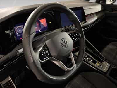 VW Golf 2.0 TDI VIII GTD (2023) - Photo 8