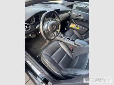 Mercedes A 45 AMG (2014) - Photo 9