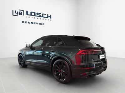 Audi Q8 SUV quattro Exclusive color (2025) - Photo 4