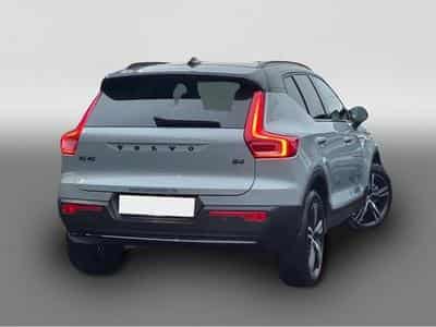 Volvo XC40 (2025) - Photo 7
