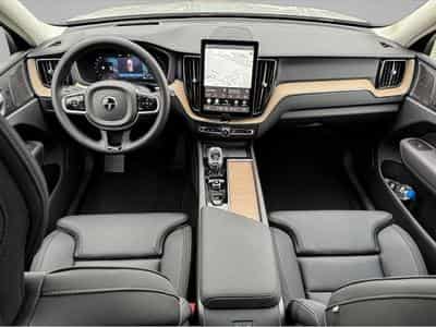 Volvo XC60 (2025) - Photo 7