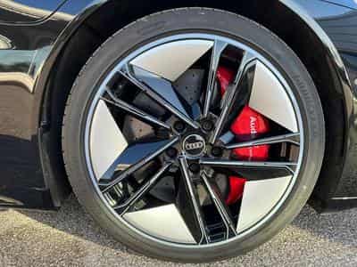 Audi e-tron basis quattro (2025) - Foto 7