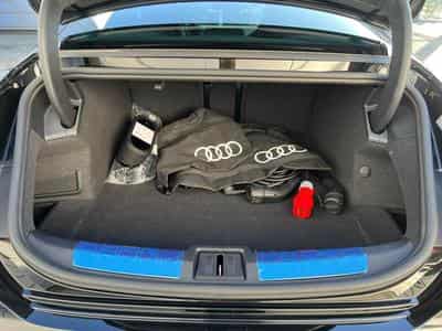 Audi e-tron basis quattro (2025) - Foto 8