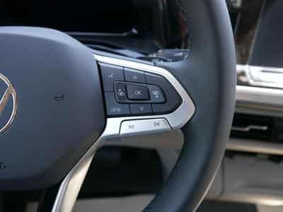 VW T7 Life 2.0 TDI (2025) - Foto 14