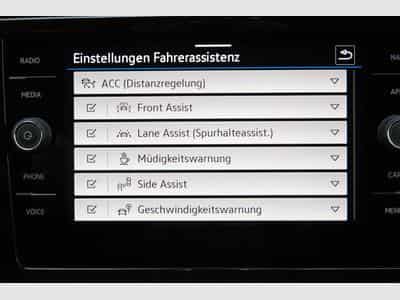 VW Touran 1.5 TSI DSG (2025) - Photo 15