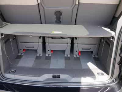 VW T7 Life 2.0 TDI (2025) - Foto 7